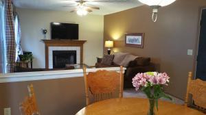 230 Firestone Dr, Delaware, OH 43015 photo 8