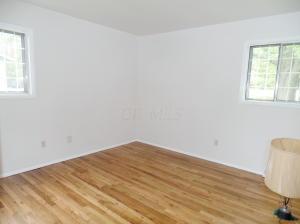 9215 Lancaster Rd, Hebron, OH 43025 photo 11
