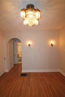 220 Maple Dr, Columbus, OH 43228 photo 13