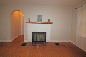 220 Maple Dr, Columbus, OH 43228 photo 9