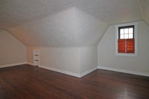 220 Maple Dr, Columbus, OH 43228 photo 24