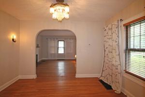 220 Maple Dr, Columbus, OH 43228 photo 12