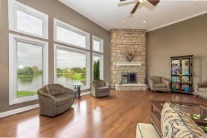 5740 S Section Line Rd, Delaware, OH 43015 photo 10