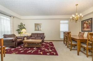 7680 Tullymore Dr, Dublin, OH 43016 photo 4