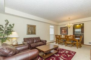 7680 Tullymore Dr, Dublin, OH 43016 photo 5
