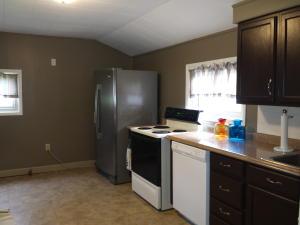 156 E Central Ave, Delaware, OH 43015 photo 7