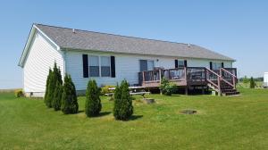 18752 Commercial Point Rd, Circleville, OH 43113 photo 3