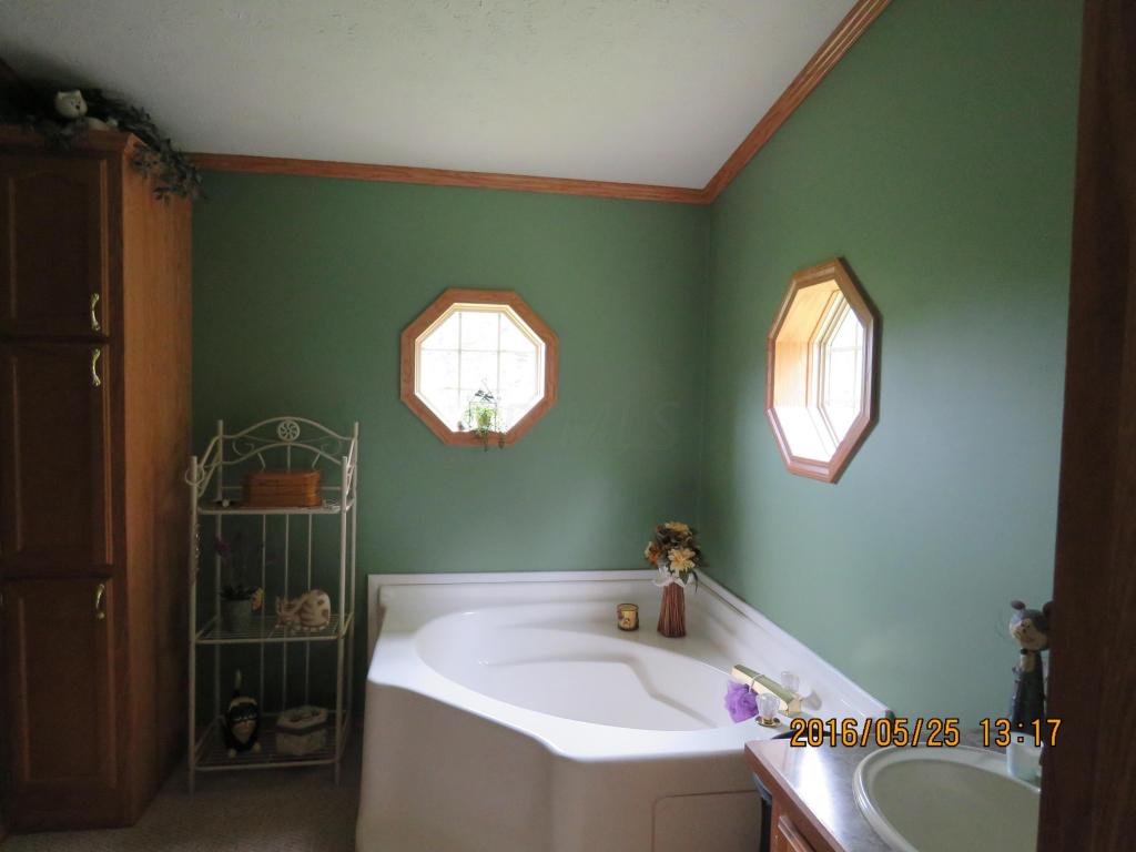 15108 Rhoads Rd, Logan, OH 43138 photo 13