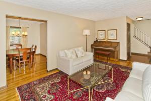 1908 Cedar Willow Dr, Columbus, OH 43229 photo 6