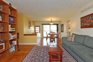 337 Pingree Dr, Worthington, OH 43085 photo 4