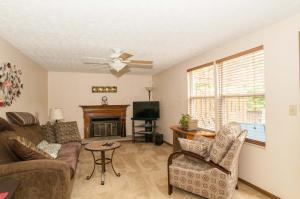 2976 Pinecone Ln, Columbus, OH 43231 photo 3