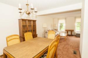 2976 Pinecone Ln, Columbus, OH 43231 photo 9