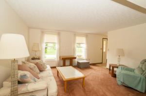 2976 Pinecone Ln, Columbus, OH 43231 photo 7