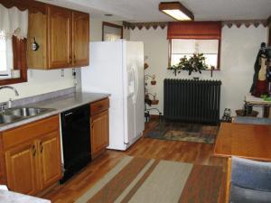 47 Spring St, Glouster, OH 45732 photo 16