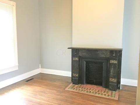 403 E Chestnut St, Lancaster, OH 43130 photo 8