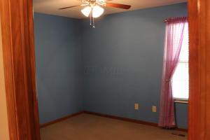1990 Patrick Dr E, Newark, OH 43055 photo 13