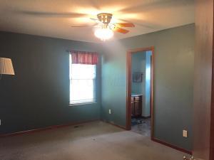 1990 Patrick Dr E, Newark, OH 43055 photo 7