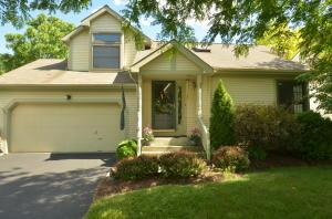 3701 Carnforth Dr, Columbus, OH 43221 photo 1