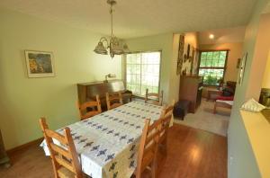3701 Carnforth Dr, Columbus, OH 43221 photo 9