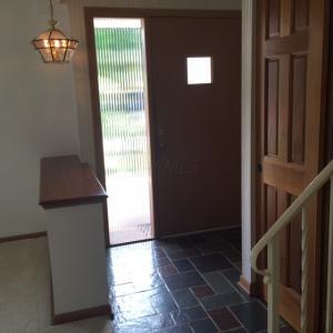 1451 Devonhurst Dr, Columbus, OH 43232 photo 2
