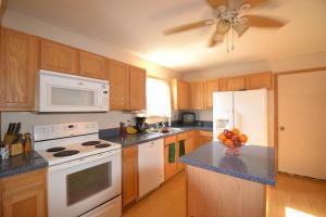 1203 Streamview Dr, Blacklick, OH 43004 photo 2
