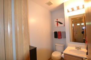 1203 Streamview Dr, Blacklick, OH 43004 photo 7