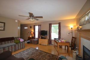 1203 Streamview Dr, Blacklick, OH 43004 photo 5