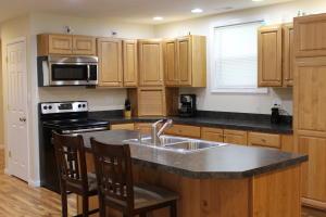 318 E High St, Fulton, OH 43321 photo 10