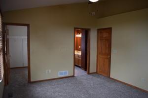 1356 Kellerman Ct, Columbus, OH 43228 photo 23