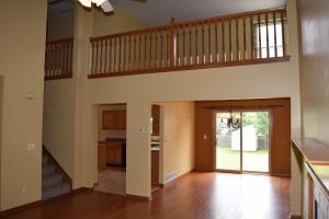 1356 Kellerman Ct, Columbus, OH 43228 photo 5