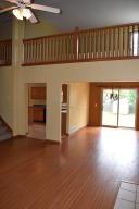 1356 Kellerman Ct, Columbus, OH 43228 photo 6