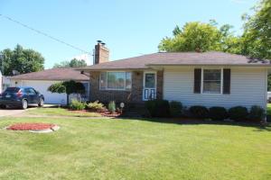 2916 Devore Ct, Lorain, OH 44052 photo 2
