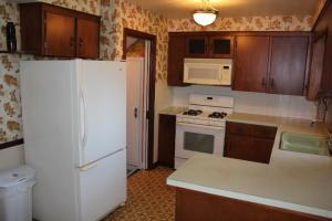 2916 Devore Ct, Lorain, OH 44052 photo 8