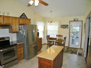 111 Lantern Chase Dr, Delaware, OH 43015 photo 6