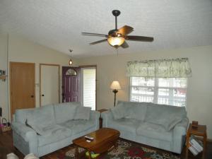111 Lantern Chase Dr, Delaware, OH 43015 photo 4