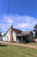591 E Front St, Logan, OH 43138 photo 2