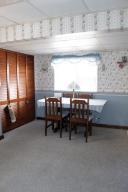 591 E Front St, Logan, OH 43138 photo 12