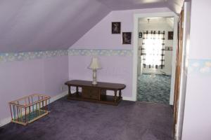 591 E Front St, Logan, OH 43138 photo 9