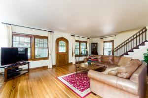 2635 E Broad St, Bexley, OH 43209 photo 5