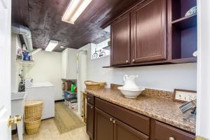 2635 E Broad St, Bexley, OH 43209 photo 17