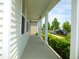 1431 Ithaca Dr, Columbus, OH 43228 photo 2