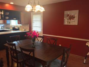 1269 Gresham Rd, Columbus, OH 43204 photo 5