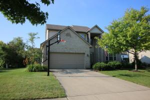 6033 Dublinshire Dr, Dublin, OH 43017 photo 2
