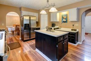 129 Chenango Dr, Powell, OH 43065 photo 8