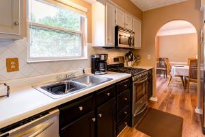 129 Chenango Dr, Powell, OH 43065 photo 9