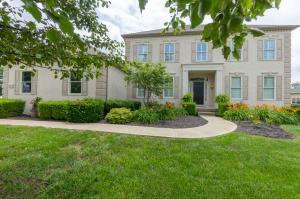 8615 Springflower Rd, Pickerington, OH 43147 photo 2