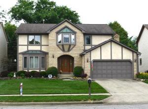 7435 Mapleleaf Blvd, Columbus, OH 43235 photo 1