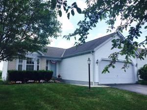 1606 E Turkey Run Dr, Newark, OH 43055 photo 1