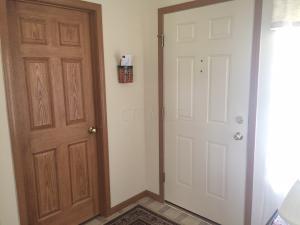 1606 E Turkey Run Dr, Newark, OH 43055 photo 3
