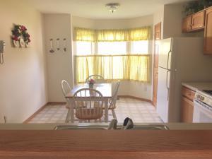 1606 E Turkey Run Dr, Newark, OH 43055 photo 8